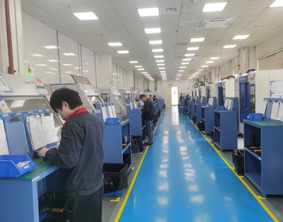 創新驅動，智造未來 走進精毅通電子技術開發的生產車間